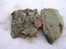 pinnacle-north-on-left-quartz-phyric-epidotized-and-sericitized-rhyolite-2